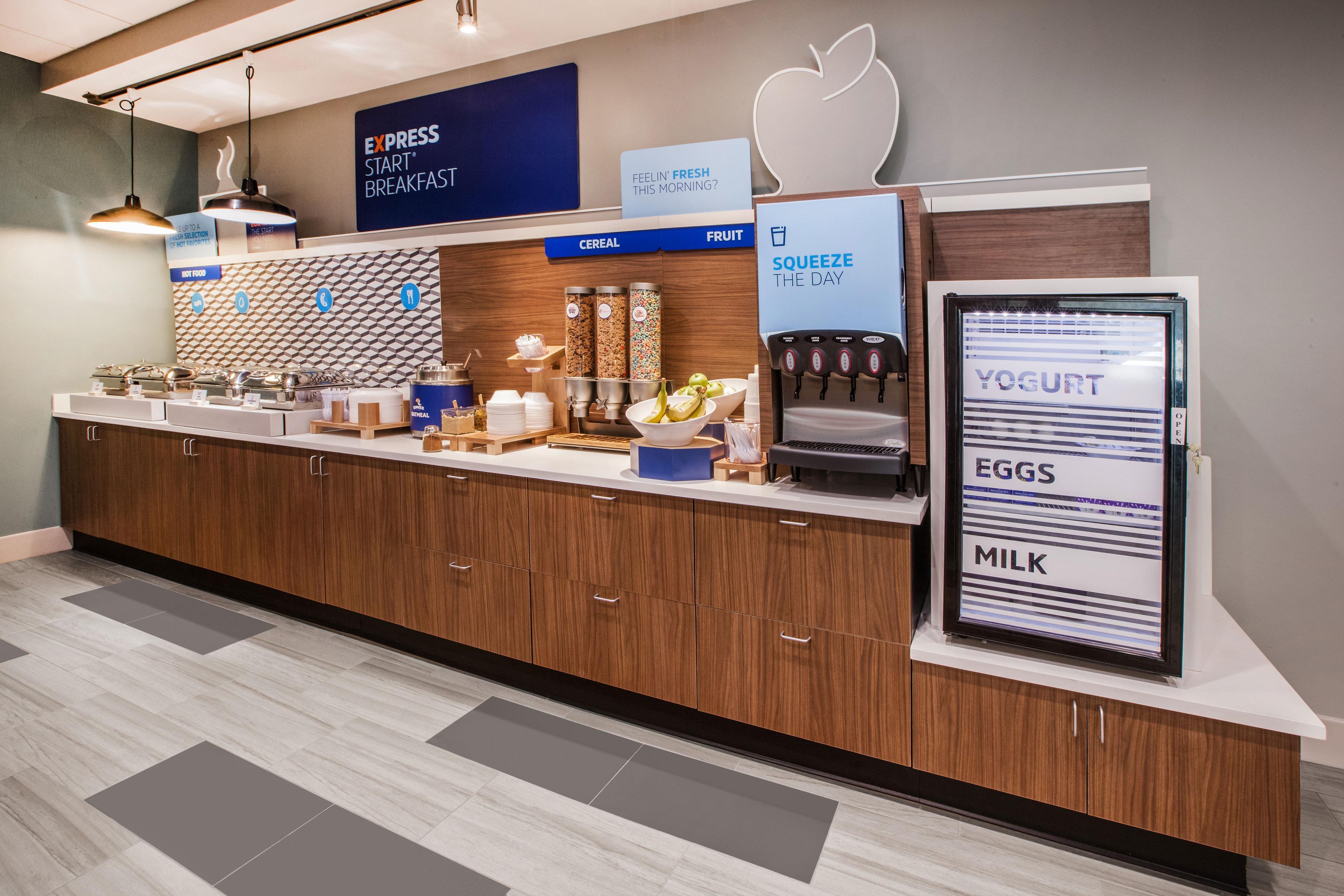 Holiday Inn Express Hotel & Suites Claypool Hill -Richlands Area By Ihg Pounding Mill Exteriér fotografie