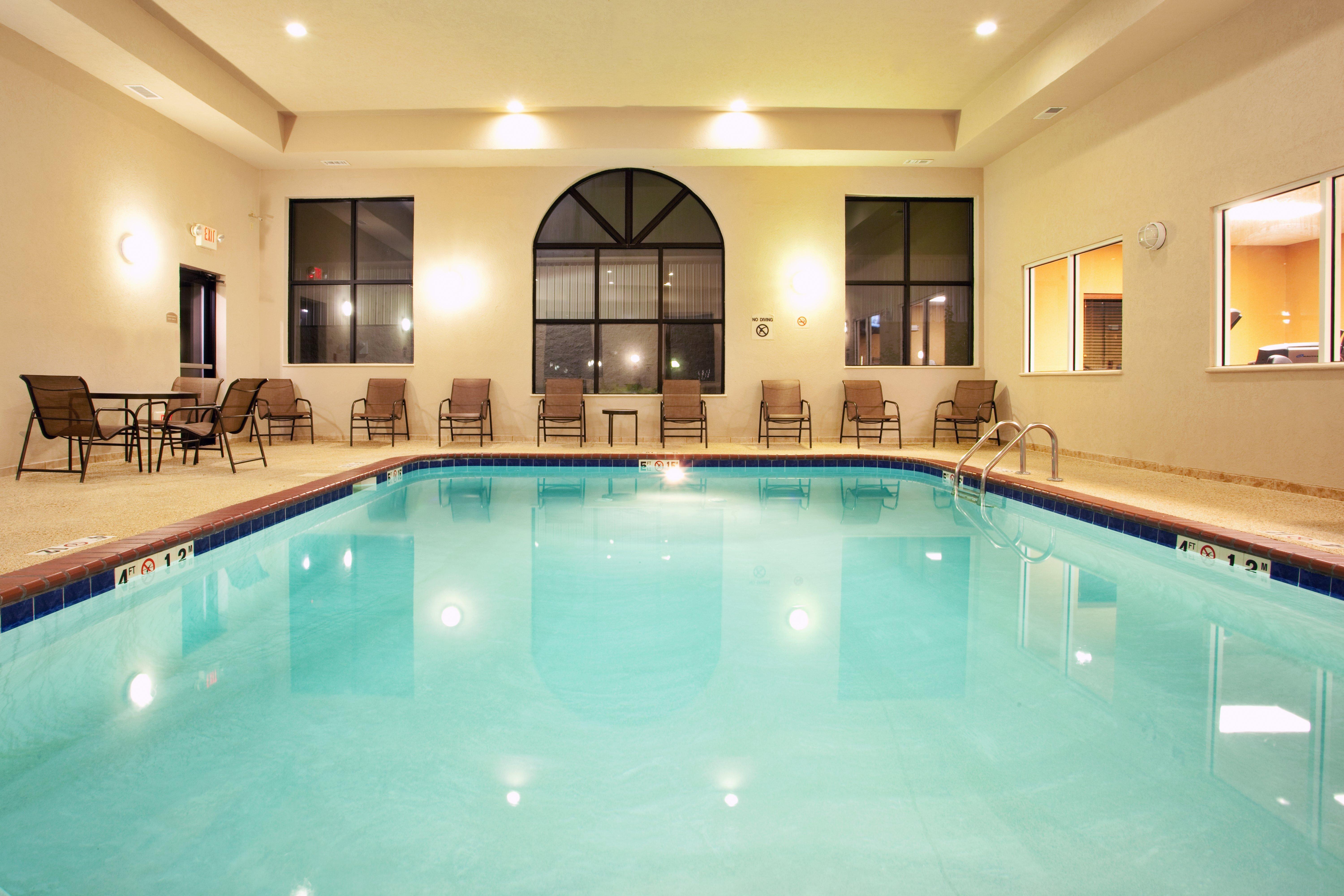 Holiday Inn Express Hotel & Suites Claypool Hill -Richlands Area By Ihg Pounding Mill Exteriér fotografie