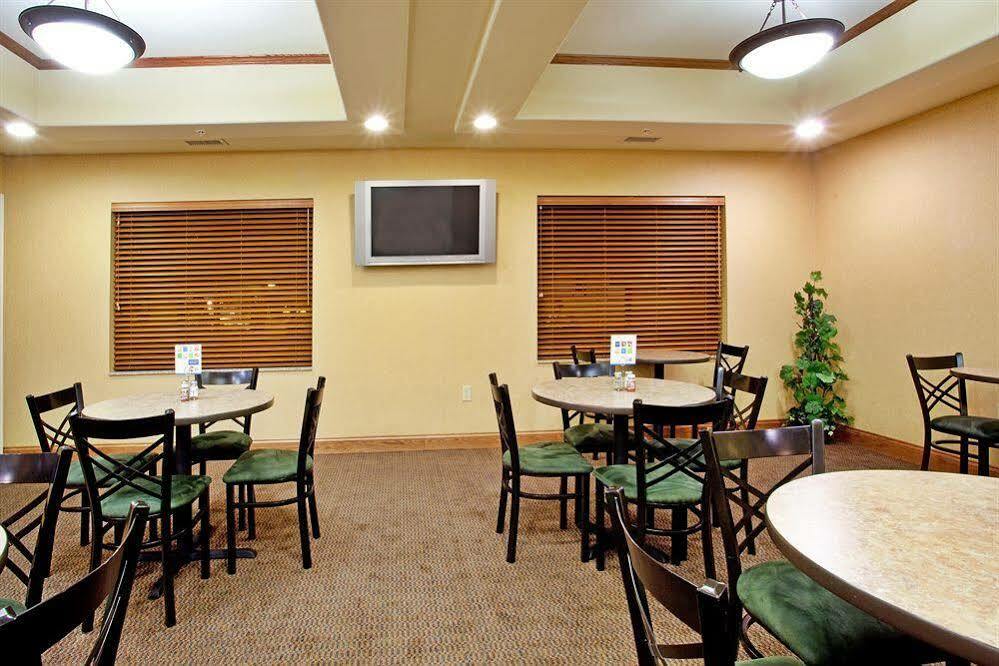 Holiday Inn Express Hotel & Suites Claypool Hill -Richlands Area By Ihg Pounding Mill Exteriér fotografie