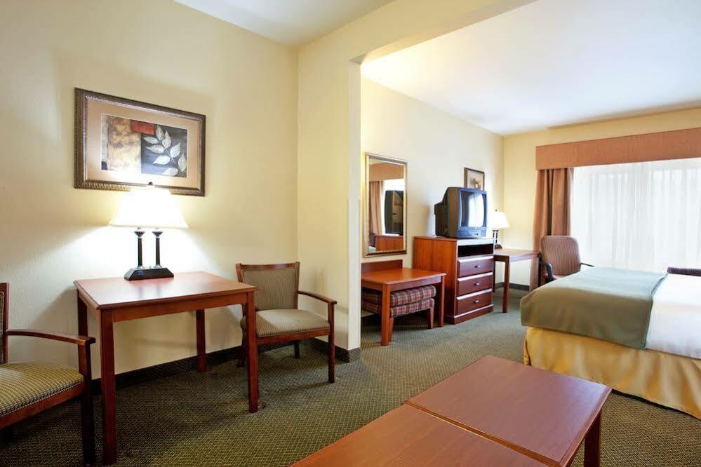 Holiday Inn Express Hotel & Suites Claypool Hill -Richlands Area By Ihg Pounding Mill Exteriér fotografie