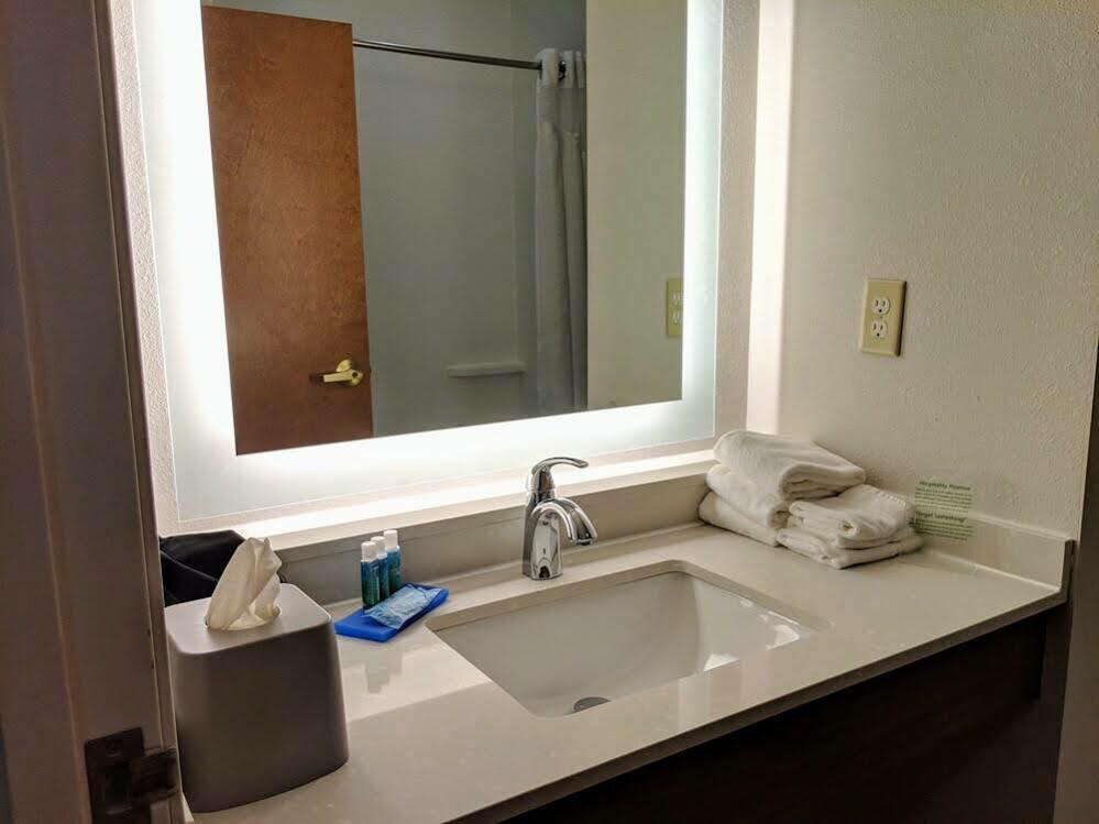 Holiday Inn Express Hotel & Suites Claypool Hill -Richlands Area By Ihg Pounding Mill Exteriér fotografie