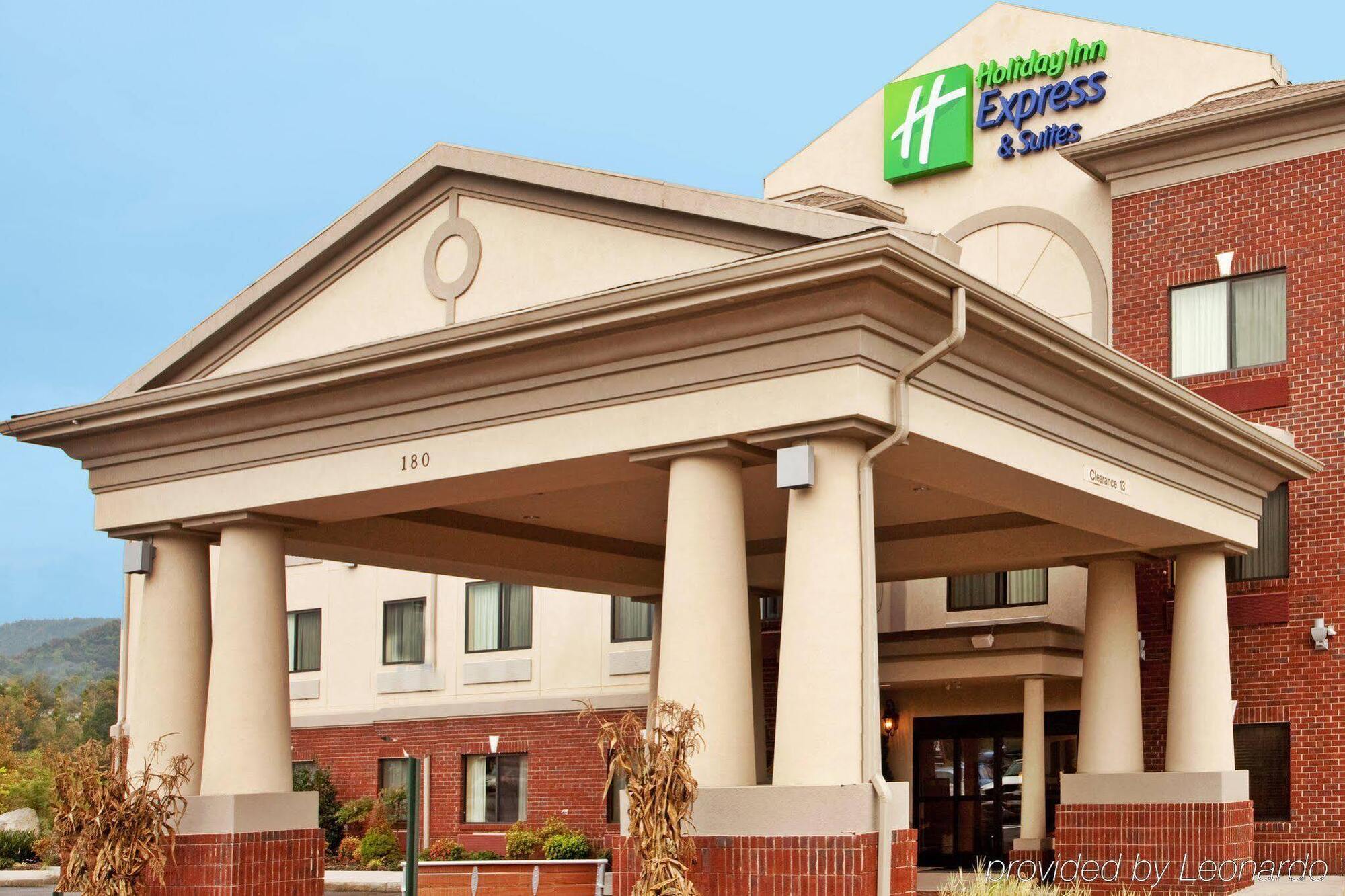 Holiday Inn Express Hotel & Suites Claypool Hill -Richlands Area By Ihg Pounding Mill Exteriér fotografie